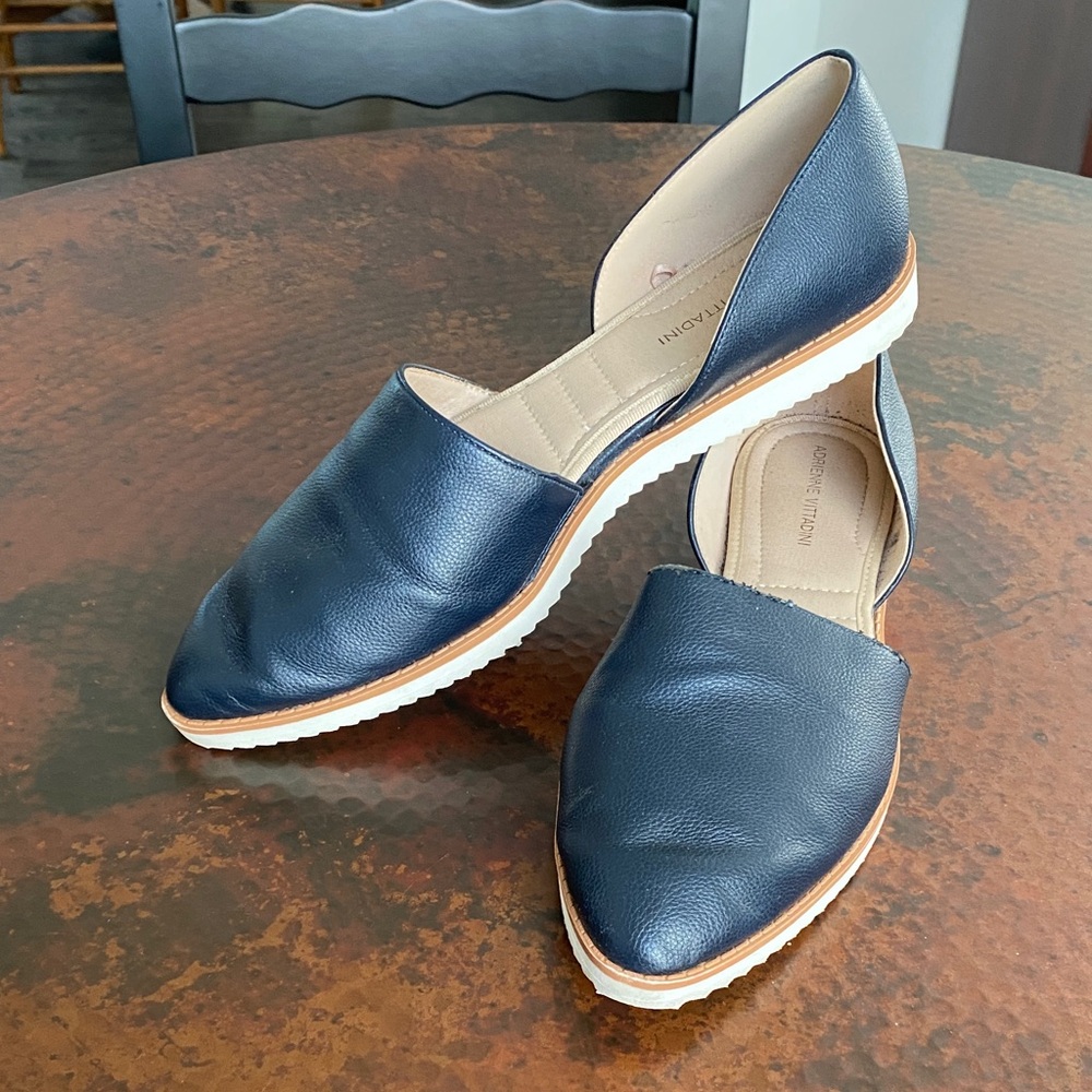 Adrienne Vittadini Navy Leather Flats